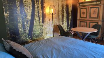 1 slaapkamer, een bureau, reisbedje, gratis wifi