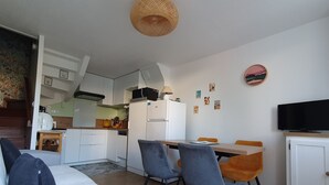 Dining - Cozy cottage near beach, 4 pax, private parking (La Faute-sur-Mer)