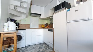 Private kitchen - Cozy cottage near beach, 4 pax, private parking (La Faute-sur-Mer)