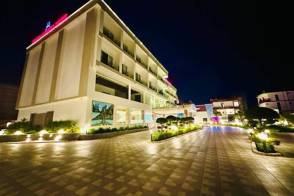 Asian Buddha Hotel