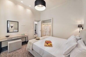 3 bedrooms, iron/ironing board, travel cot, free WiFi