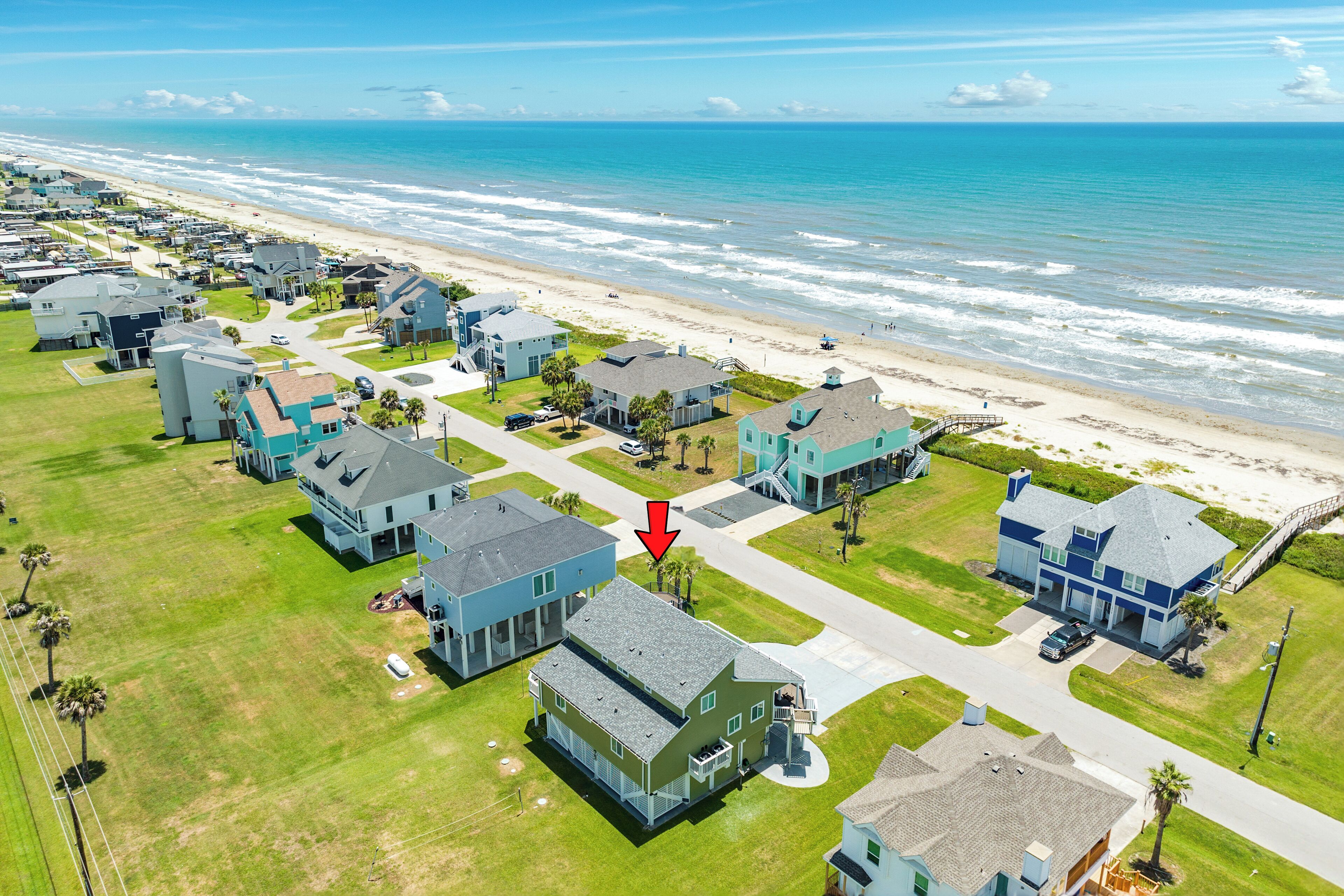 2nd Row Twist of Lime - 2 Min. Walk to Beach - Gulf Views