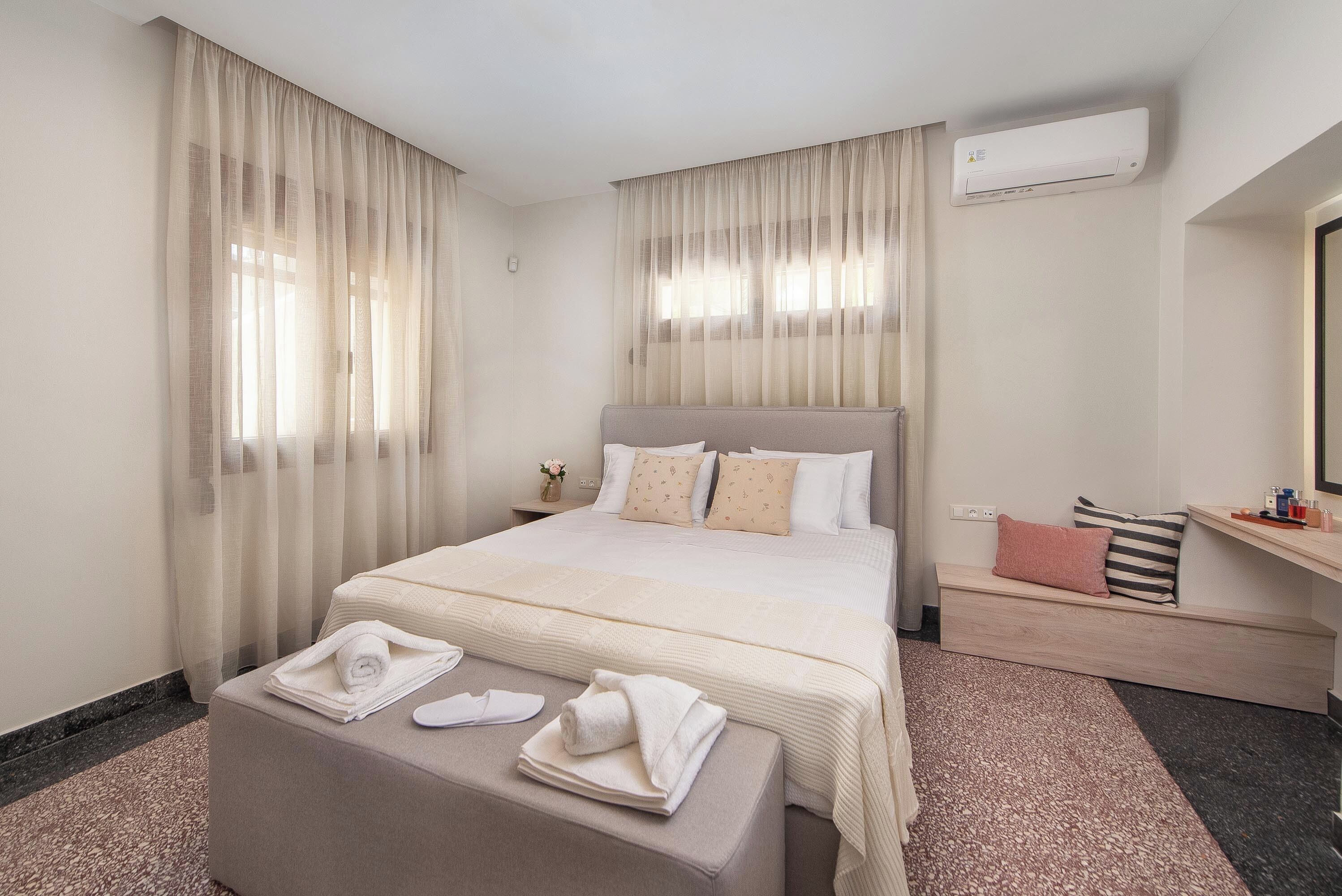 1 bedroom, iron/ironing board, free WiFi, bed sheets
