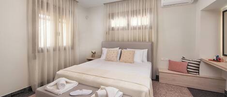 1 bedroom, iron/ironing board, travel crib, free WiFi
