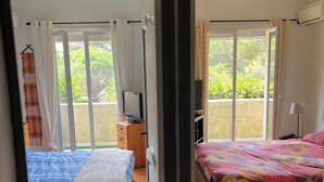 Unclassified image, 4 of 18, button - Maison sur la Côte Bleue (Sausset-les-Pins)