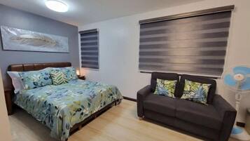 2 bedrooms, in-room safe, iron/ironing board, free WiFi