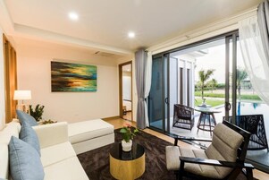 Luxury Villa | Living area