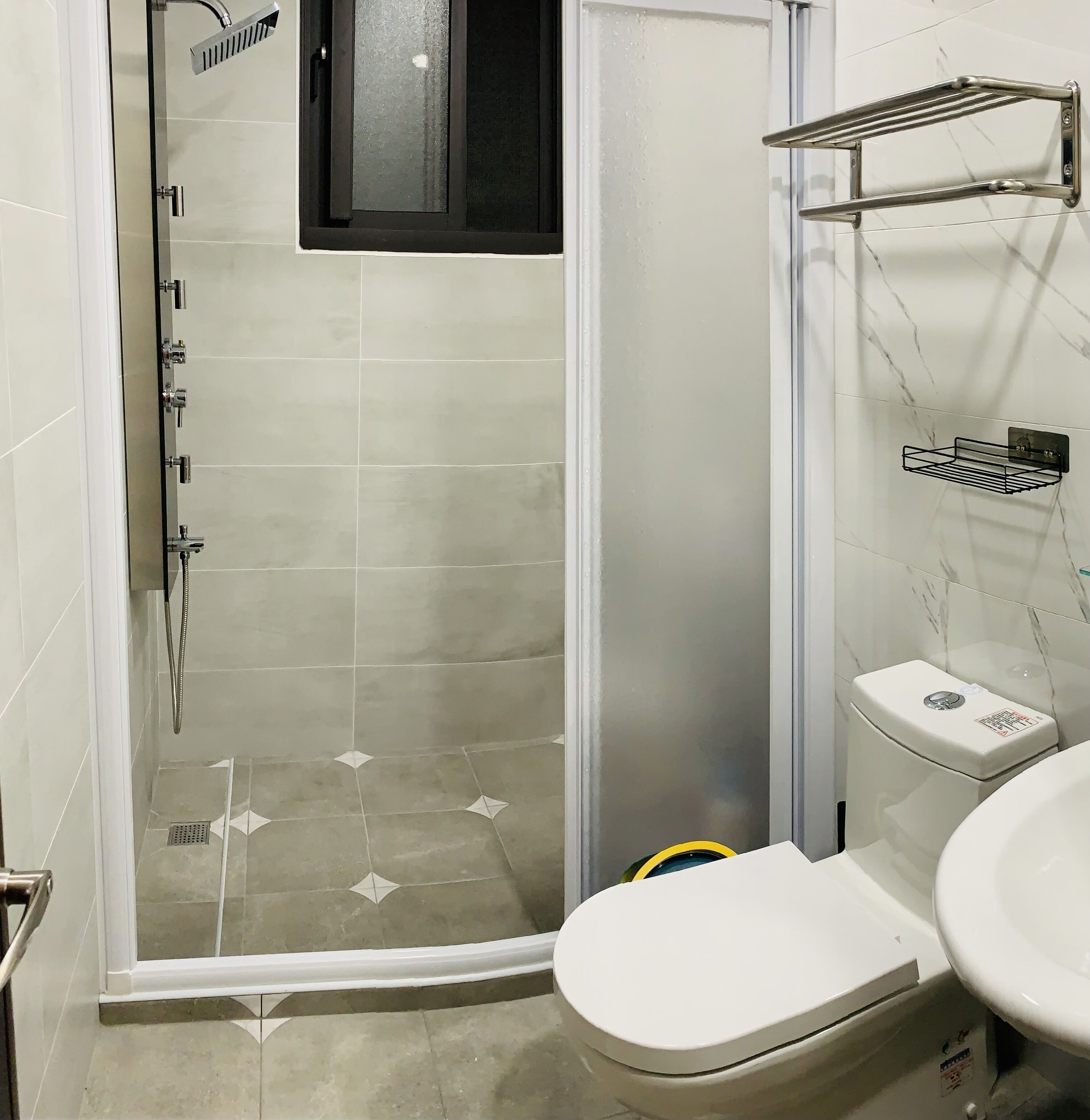 Comfort Double Room, 1 Double Bed, Mountain View | Bathroom | Slippers