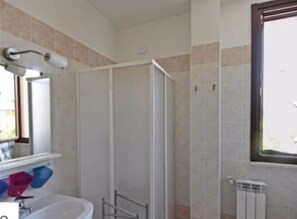 Hair dryer, towels, toilet paper