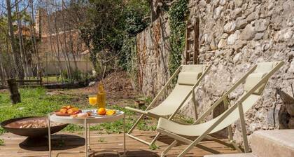 L'Atypique et son Jardin de 350mÂČ au cĆur de Digne