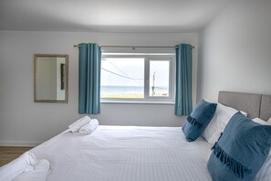 4 Schlafzimmer, Bügeleisen/Bügelbrett, Internetzugang, Bettwäsche