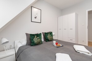 1 bedroom, iron/ironing board, WiFi, bed sheets