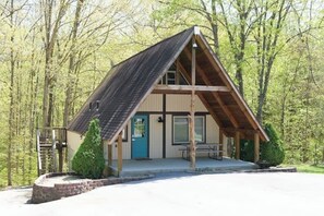 Exterior - Stunning Aframe Cabin with Deck (Bloomington)