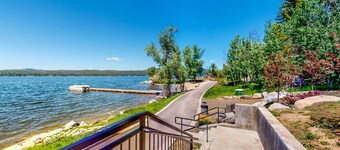 Lakeview Oasis - AC - Payette Lake Views - Hot tub - Marina - Downtown - Garage - Fireplace