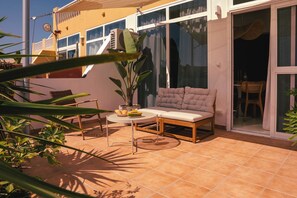 Outdoor dining - Vacation apartment Matimar, Costa Calma, terrace, WiFi (Costa Calma)