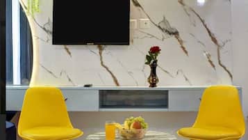 Premium Room | 1 bedroom, free wired internet