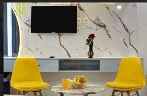 Premium Room | 1 bedroom, free wired internet - Hotel Noida Dreamz 144 (Noida)