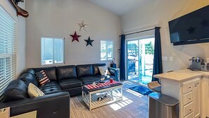 TV - All-American Escape, Riverfront! River Lodge- WB3 (Parker Dam)