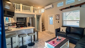 Fridge, oven, stovetop, coffee/tea maker