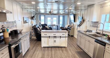 Pepsi Camp - Beachfront - Island Realty