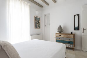 Villa, 4 Schlafzimmer, Meerblick | 4 Schlafzimmer, Zimmersafe, Schreibtisch, schallisolierte Zimmer