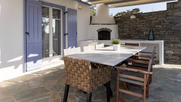BBQ/picnic area