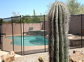 Lämmitetty uima-allas