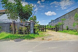 Fachada de la propiedad