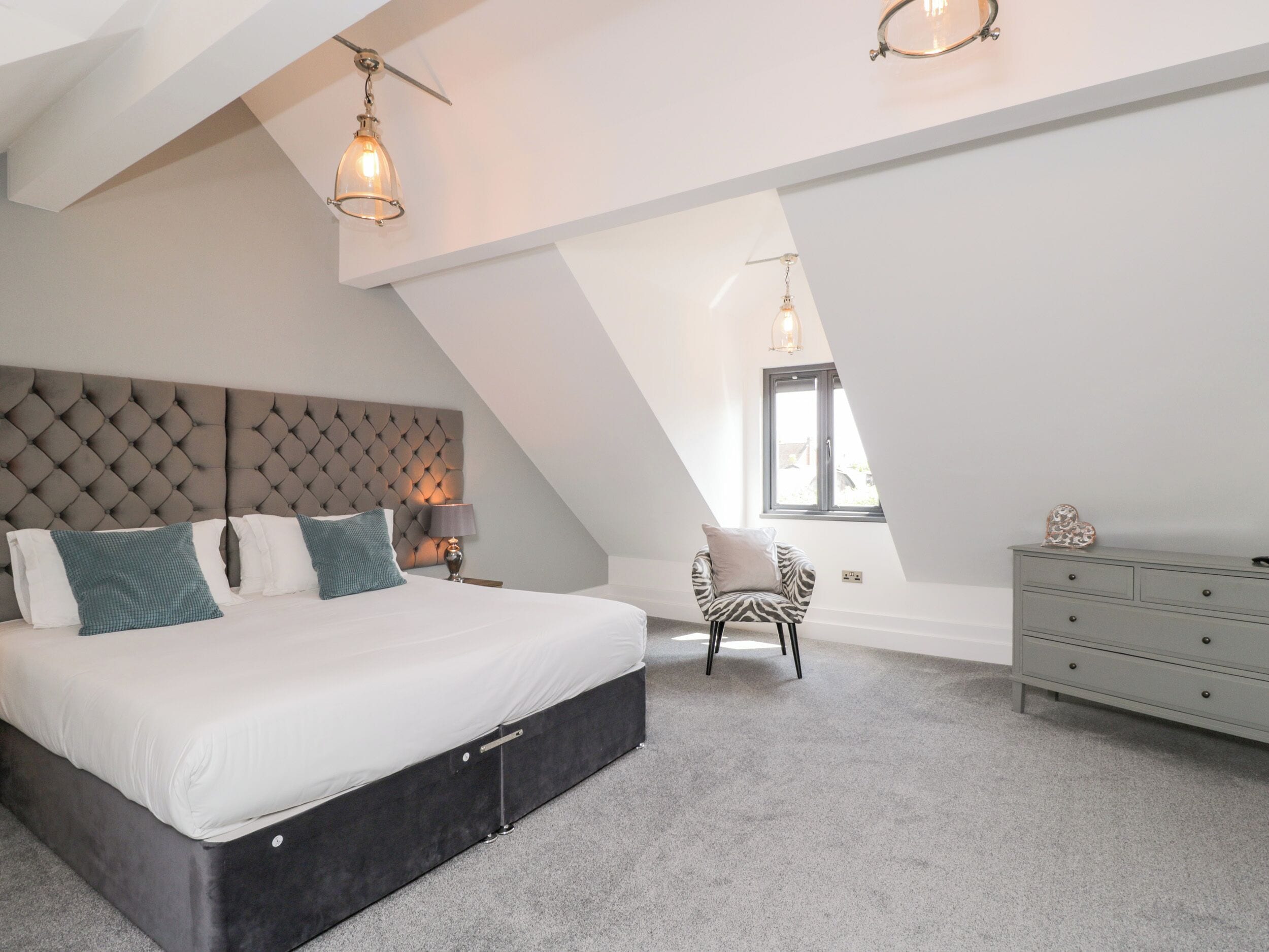 Cottage | Interior