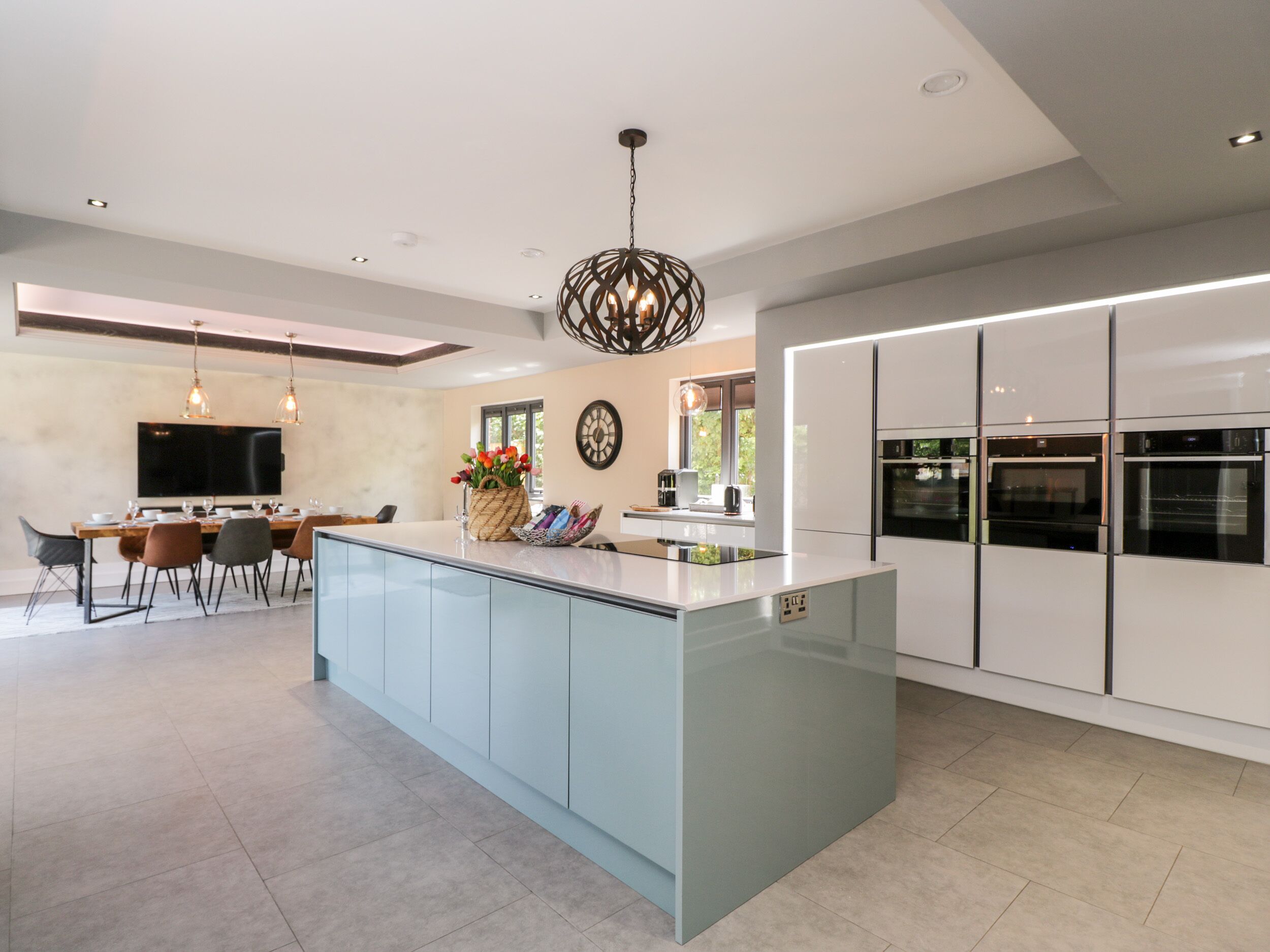 Fridge, dishwasher, cookware/dishes/utensils