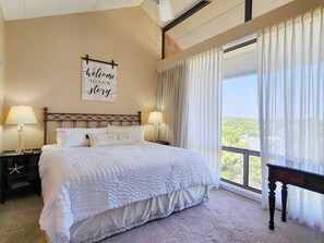 2 bedrooms, iron/ironing board, free WiFi, bed sheets - Beautiful 6th floor, cathedral ceiling, ocean view condo (Pawleys Island)