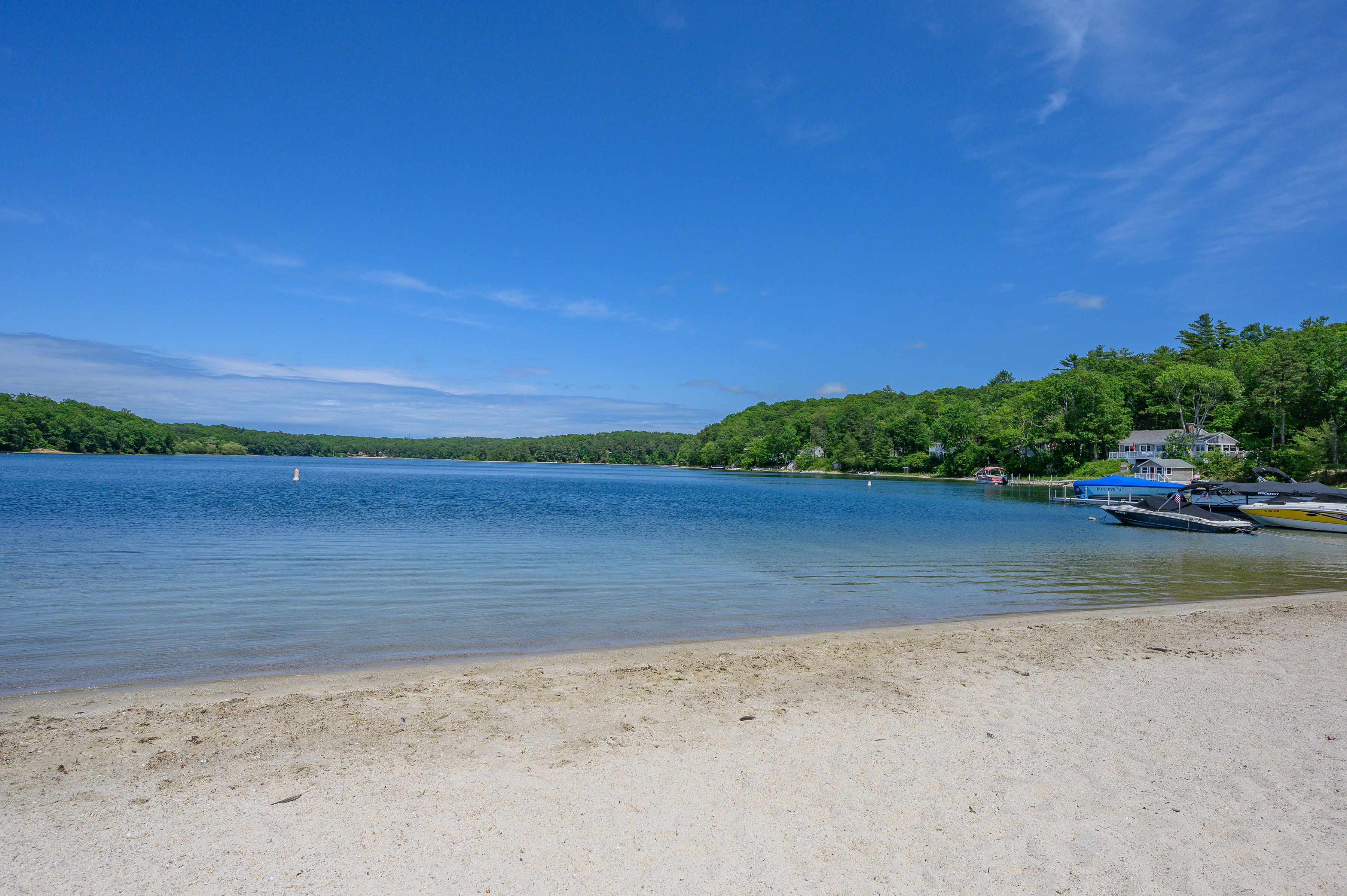 NEW LISTING PRICED TO RENT! WALK TO PETERS POND BEACH ASSOCIATION 3BD