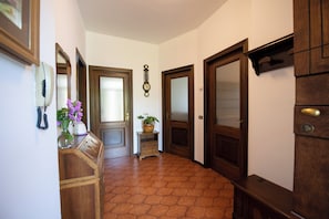 Comfort-Apartment | Wohnzimmer | Flachbildfernseher