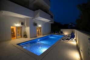 Outdoor pool - Apartment Libra With Private Pool (Okrug Gornji)