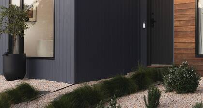 Luxury 4-Bedroom Beach House | Ocean View | Smart Tech | Fully-Equipped Study