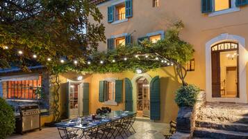 Restauration extérieure