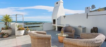 Big Bay Beach Club 37