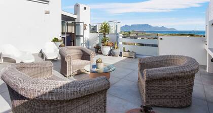 Big Bay Beach Club 37