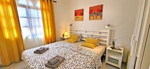 1 soverom, strykejern/-brett, reiseseng for barn og wi-fi (inkludert)