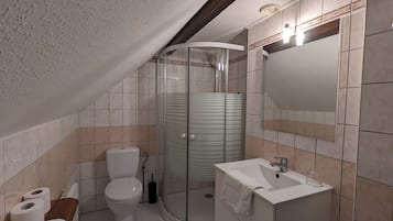 Doppia Basic | Bagno | Doccia, asciugacapelli, asciugamani, sapone