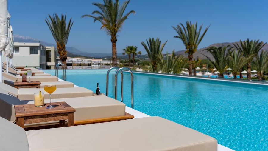 Georgioupolis Suites