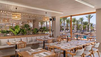 4 Restaurants, Abendessen
