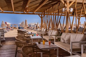 Beach bar