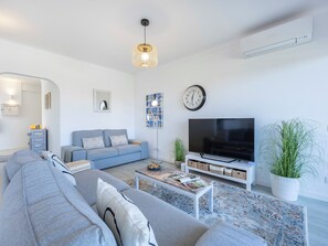 TV - Apartment Júlio Pomar (Sagres)