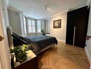 1 soverom, strykejern/-brett, wi-fi og sengetøy