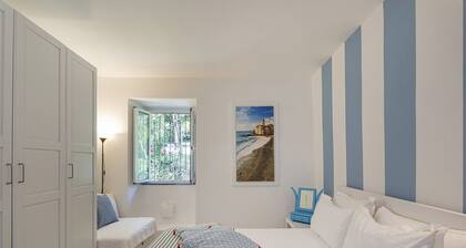 Comfy and Quiet in Camogli by Wonderful Italy