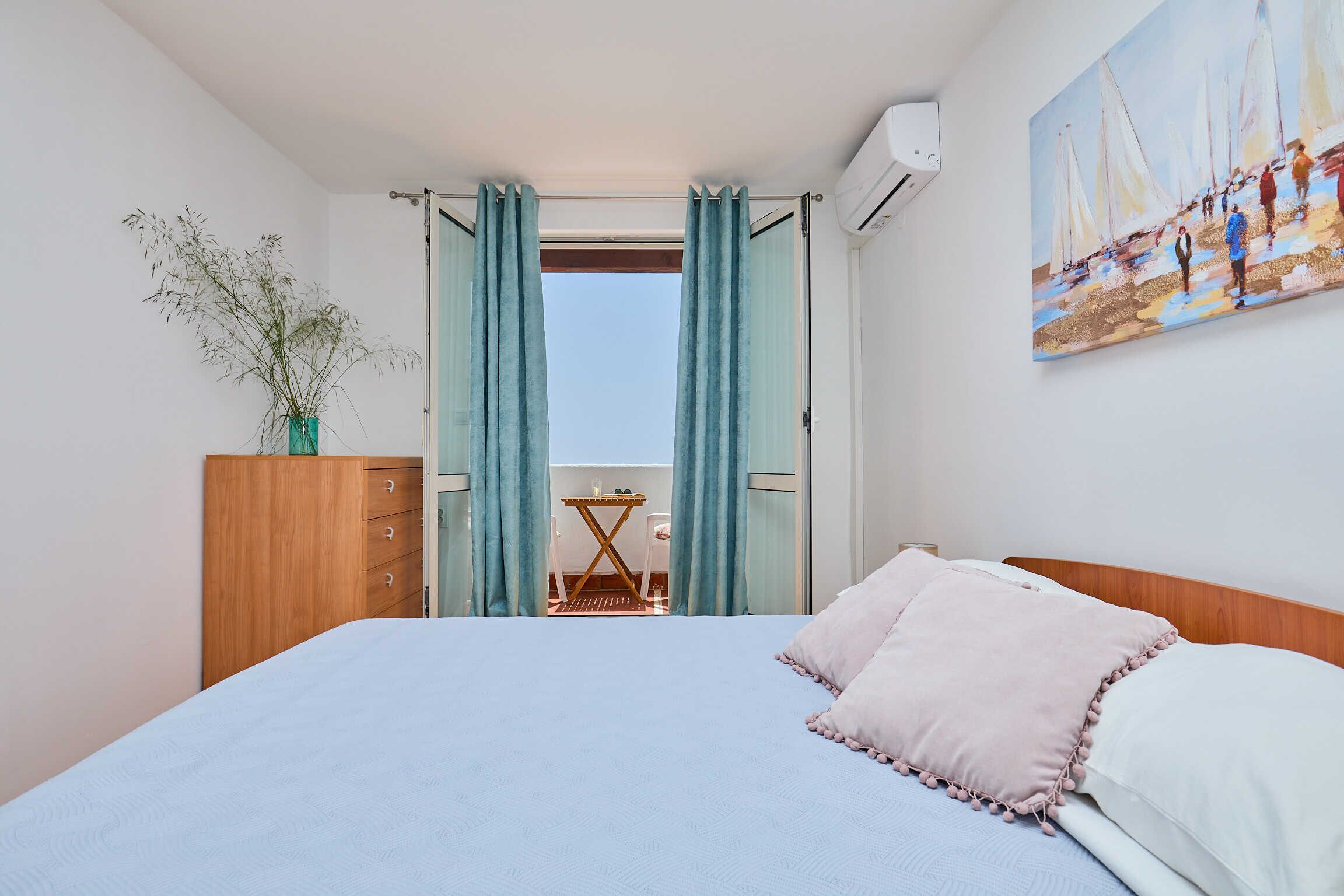 アパートメント (2 Bedrooms) | 2 室のベッドルーム、アイロン / アイロン台、ベビーベッド