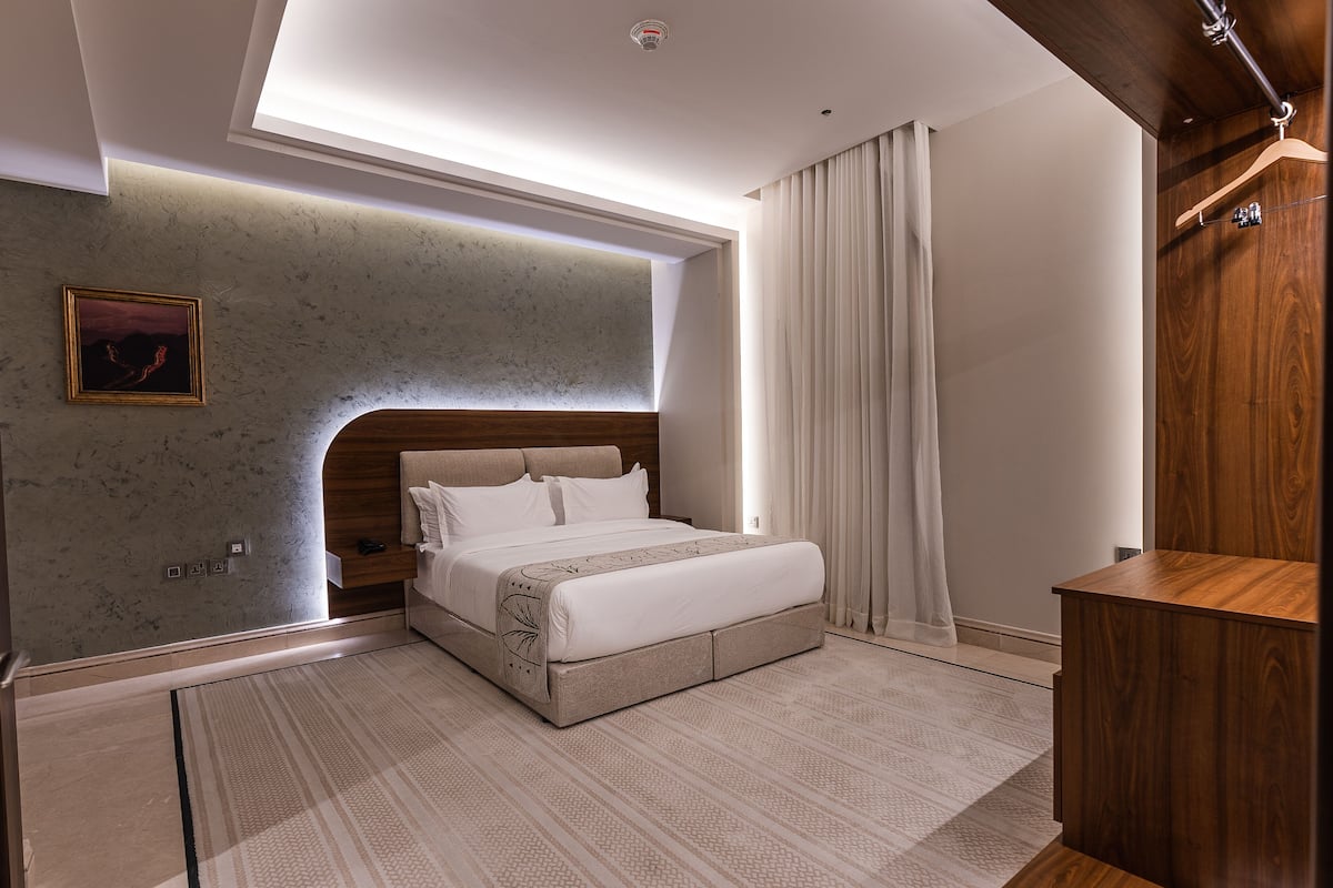 Superior Suite | 1 bedroom, premium bedding, minibar, in-room safe