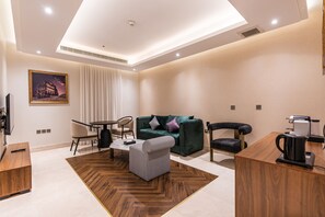 Business Suite | Living area | Smart TV - Tura Residence Olaya (Riyadh)