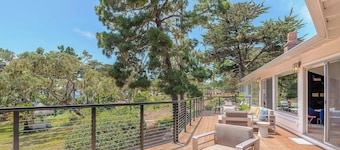 3900 Palm House on Cabrillo - In Golfer's Paradise